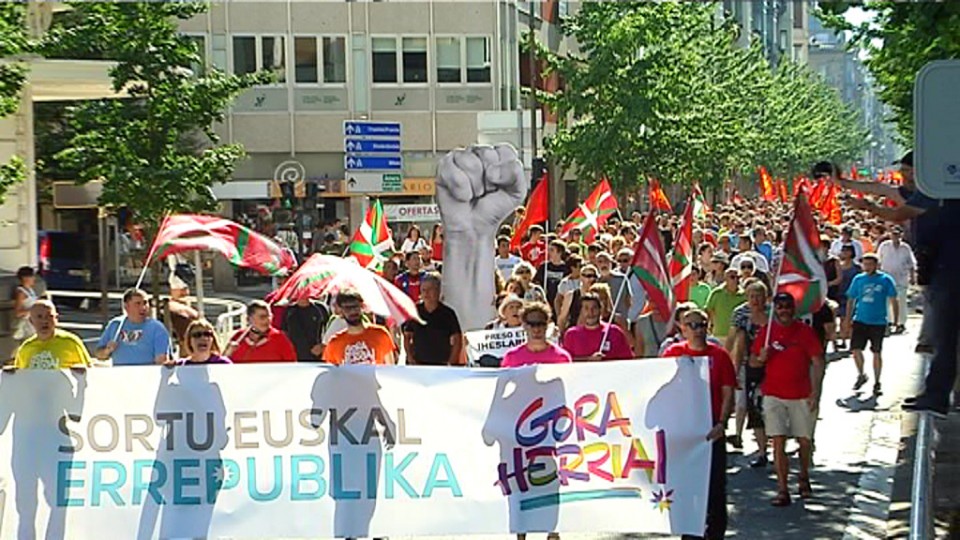 Sorturen manifestazioa Donostian. Argazkia: EiTB