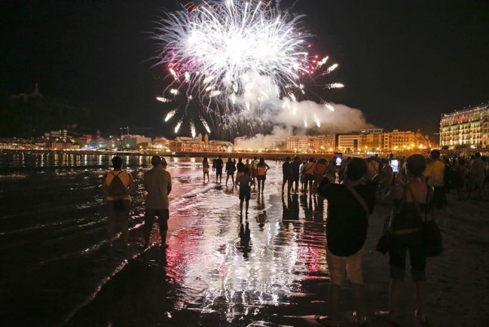 Fuegos Artificiales en la Semana Grande de Donostia. Foto de archivo: EFE