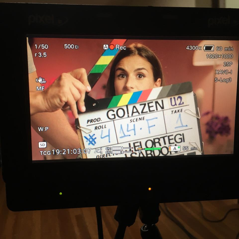 Inma Fernandez kamera atzean