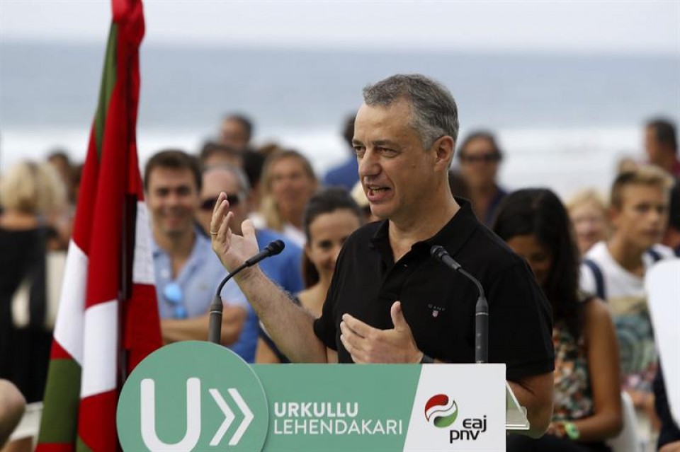 Iñigo Urkullu, durante su intervención en Zarautz. Foto: EFE