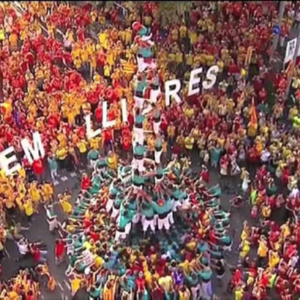 Ia 350.000 katalanek eman dute izena Diadan parte hartzeko