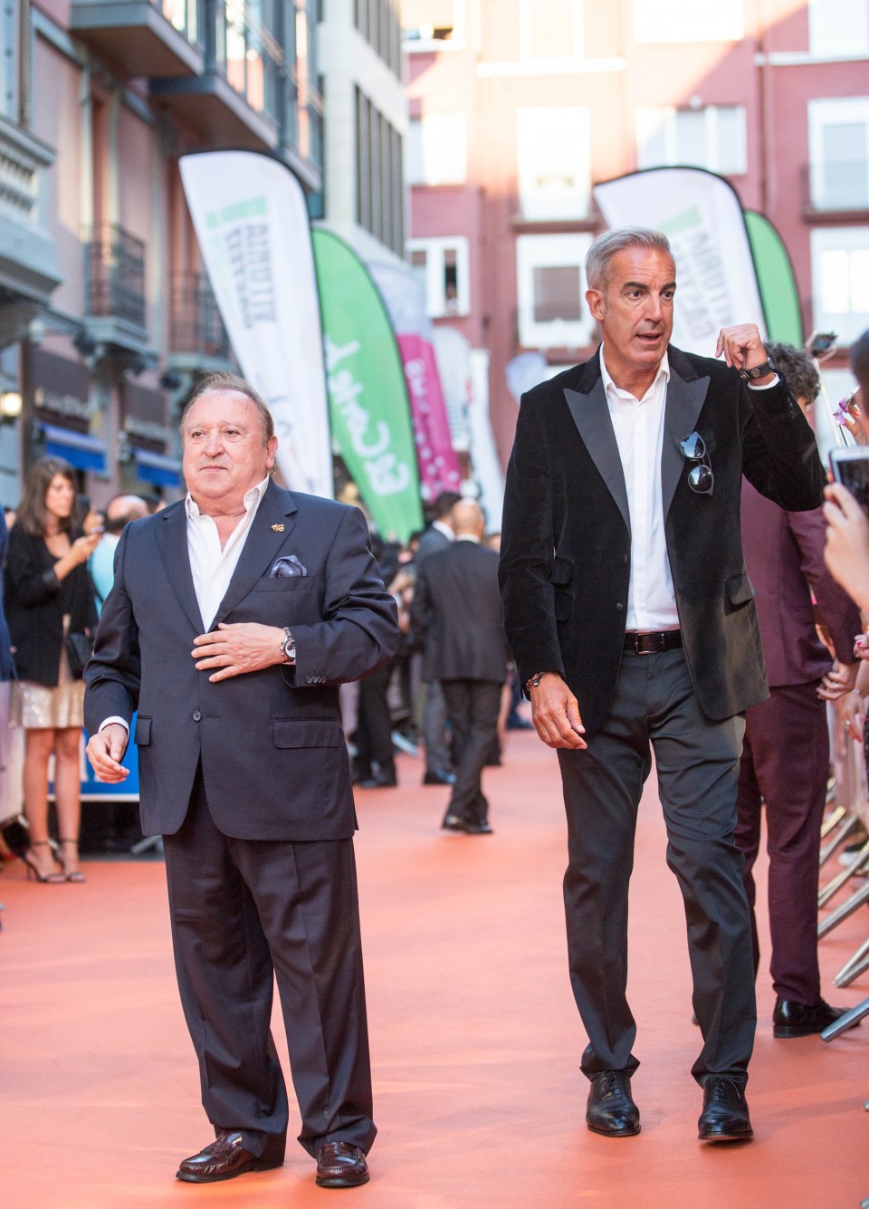 El actor Fernando Esteso, junto a Patxi Alonso. (Foto: EiTB)