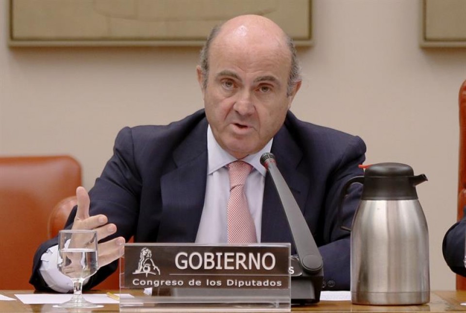 El ministro de Economía español en funciones, Luis de Guindos, en el Congreso.