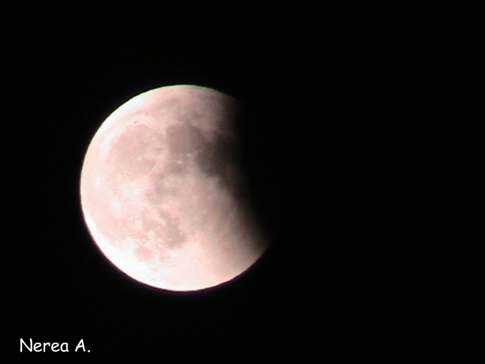 Eclipse lunar. Foto: Nerea Ayarzaguena Aguirre
