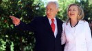 Simón Peres y Hillary Clinton. Foto: EFE.