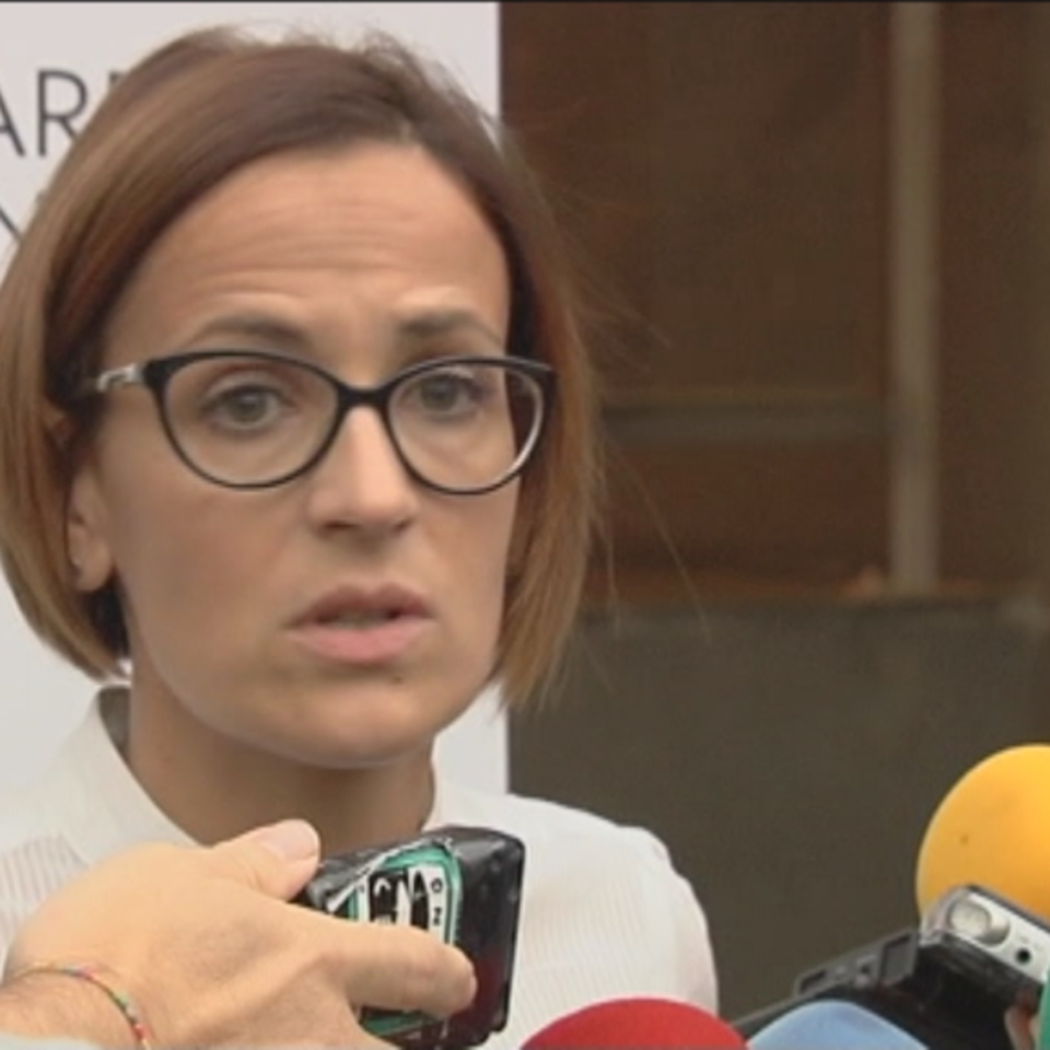 Vídeo: María Chivite muestra el apoyo a Pedro Sánchez 