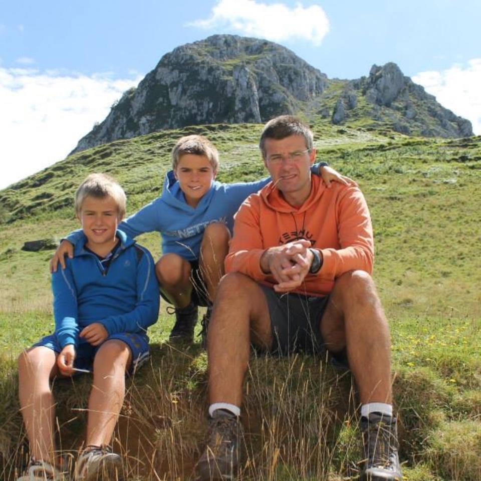 Antton Artetxe Hernion bere semeekin