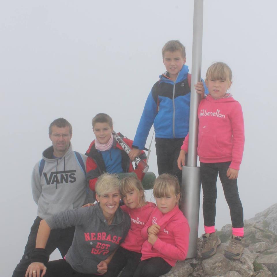 Nagore Aramendiren familia Aizkorrin