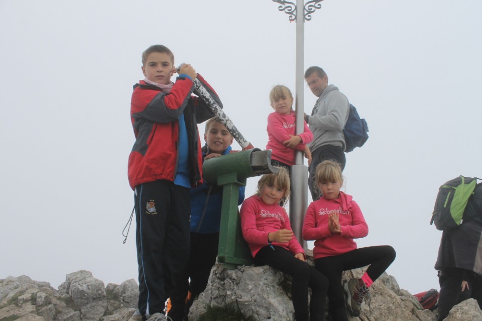 Antton Artetxek bidalitako Aizkorri tontorreko argazkia