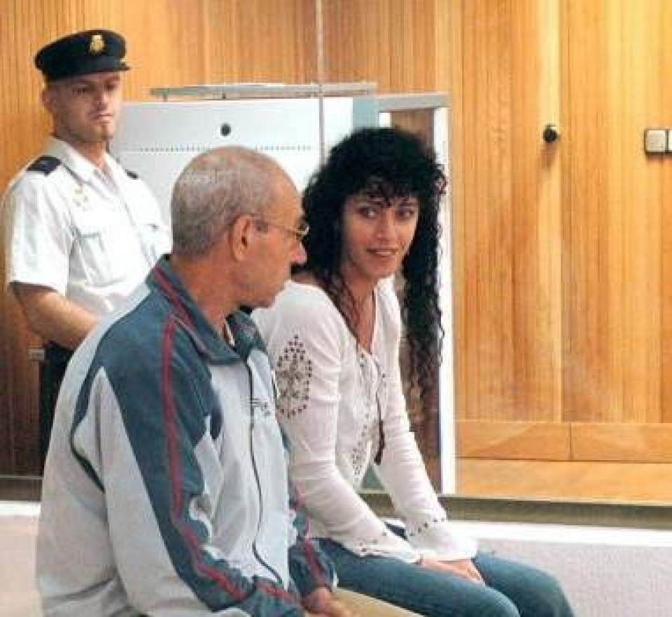 Idoia López Riaño (d), durante un juicio en la Audiencia Nacional. EFE