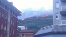 Fotos: Incendio en el monte Banderas de Bilbao. Foto: Radio Euskadi title=