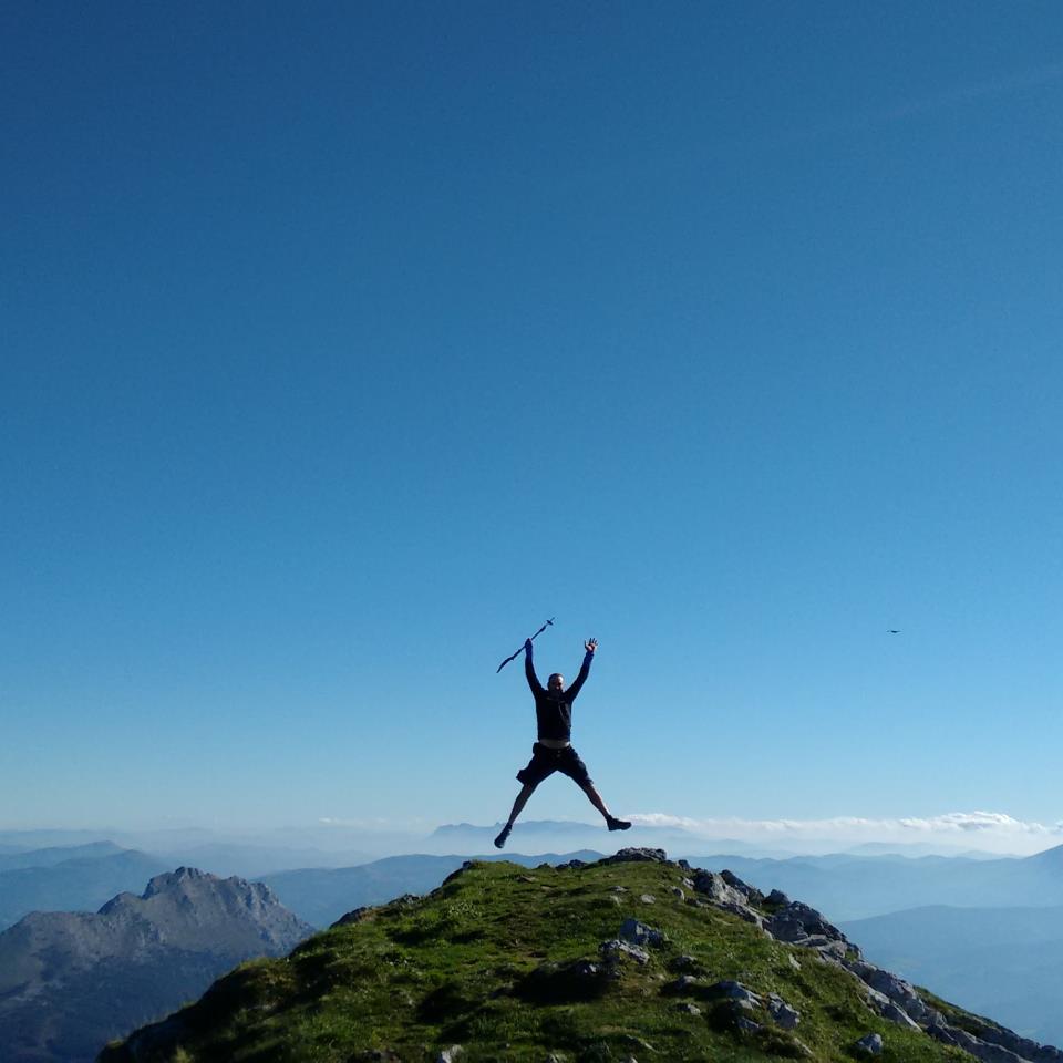 Jon Saenz de Ugarte Anboto gailurrean.