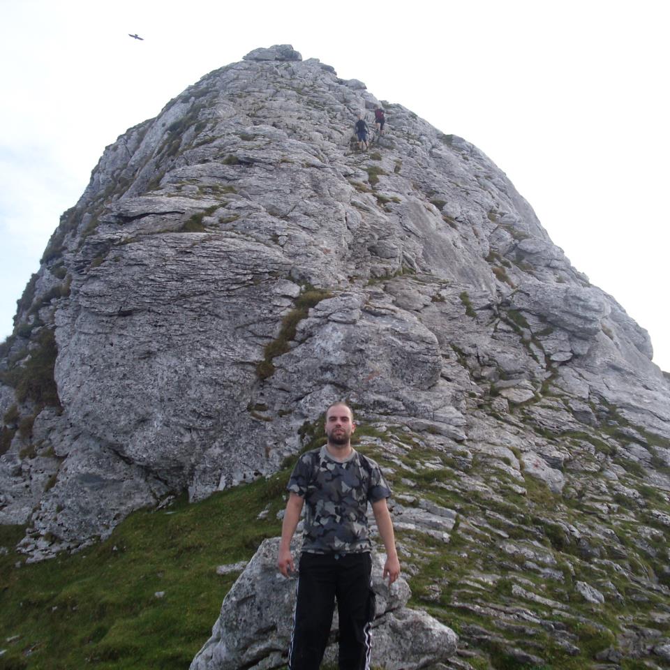 Eneko Iradier Anboton.