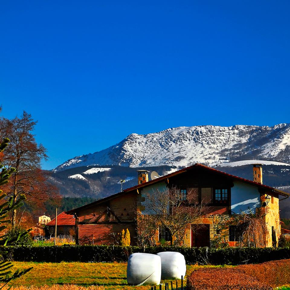 Atzean, Anboto mendia. Imanol Aragonen argazkia.