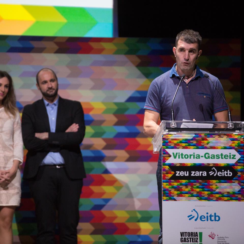 Asociación Protectora de Animales SOS Vitoria, ganador del premio Zeu zara ingurumenaren laguna. Foto: EiTB