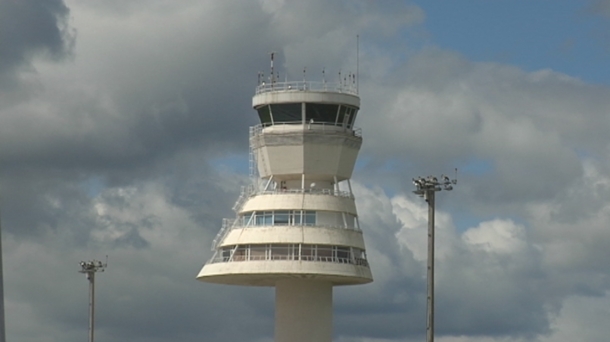 El Gobierno Vasco solicita la apertura 24 horas del aeropuerto de Vitoria