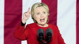 Hillary Clinton: FBIk eta WikiLeaksek eragin zuten hauteskundeetako porrota