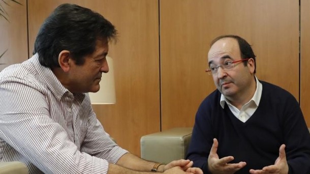 Javier Fernández y Miquel Iceta, reunidos. Foto: EFE