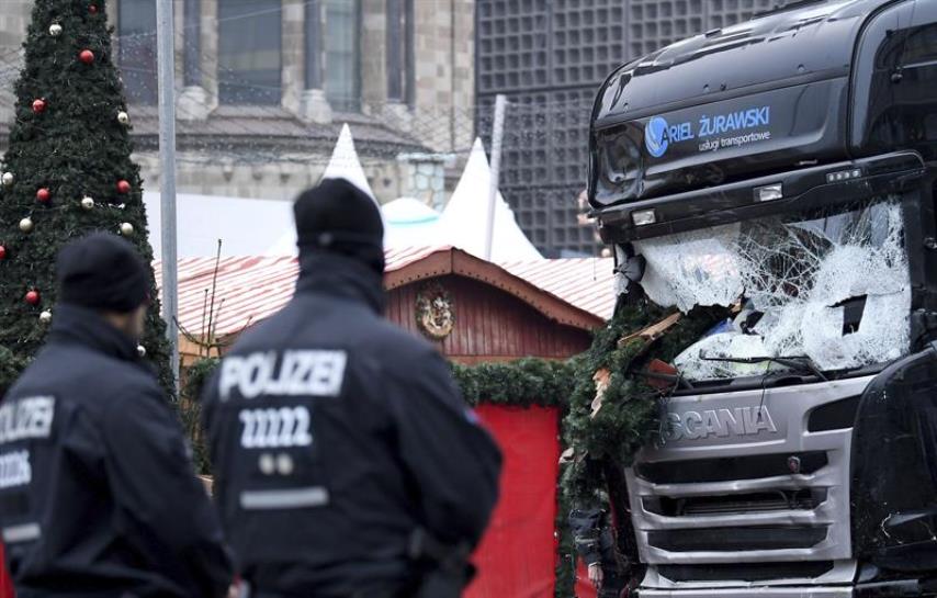La Policía busca a un joven tunecino en relación al atentado de Berlín