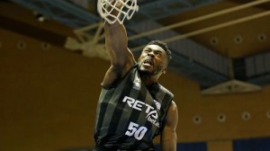 Bilbao Basket gana a Obradoiro desde el exterior