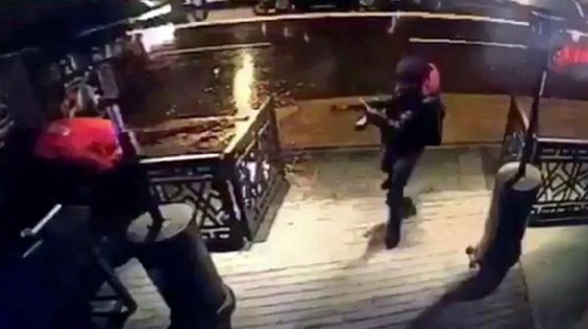 Policía turca sigue buscando al terrorista del atentado de Estambul