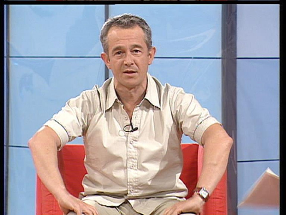 Txetxu Ugalde, 'Lo Que Faltaba' aurkezten. (Argazkia: EiTB)