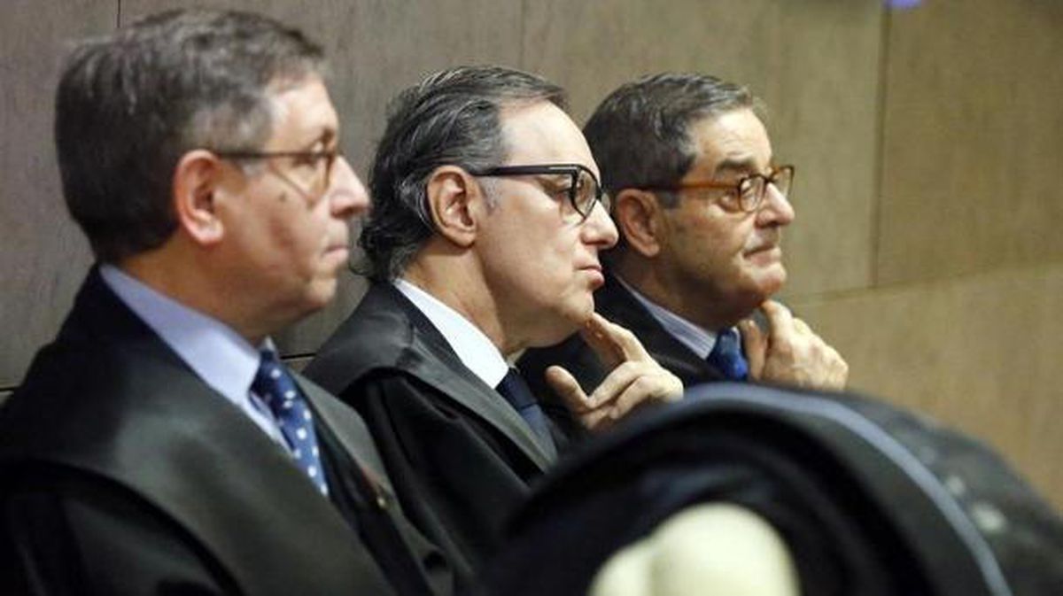 Mario Fernández, Mikel Cabieces y Rafa Alcorta. EFE