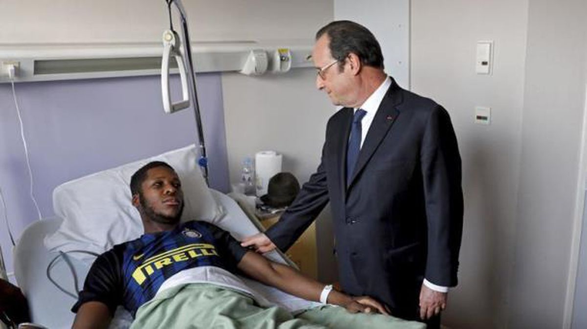 Hollande visitó el pasado martes al joven agredido. Foto: EFE