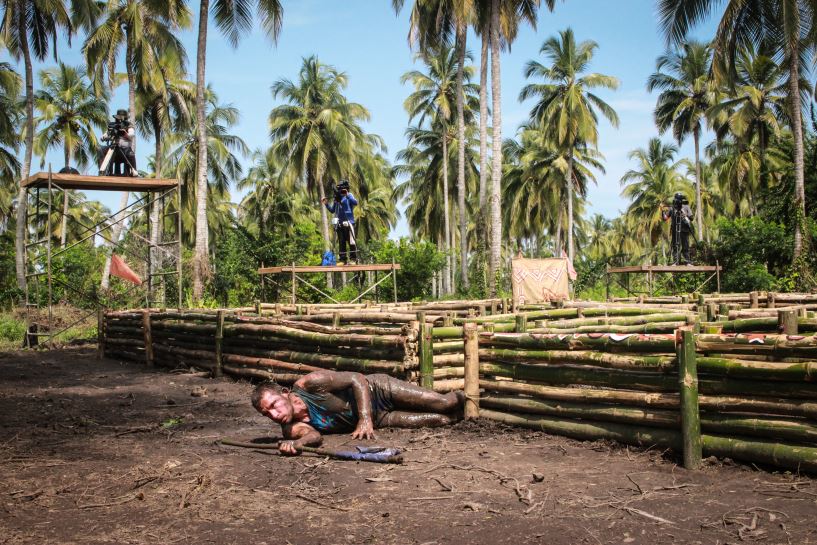 El equipo azul logra salir del laberinto