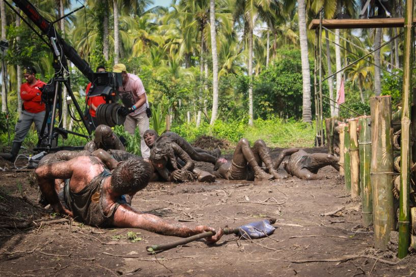 El equipo azul saliendo del laberinto