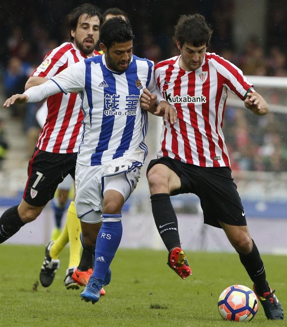 Carlos Vela eta Mikel San Jose
