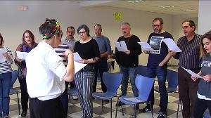 Arrazismoari aurre egiteko diskoa grabatu dute Oiongo (Araba) herritarrek