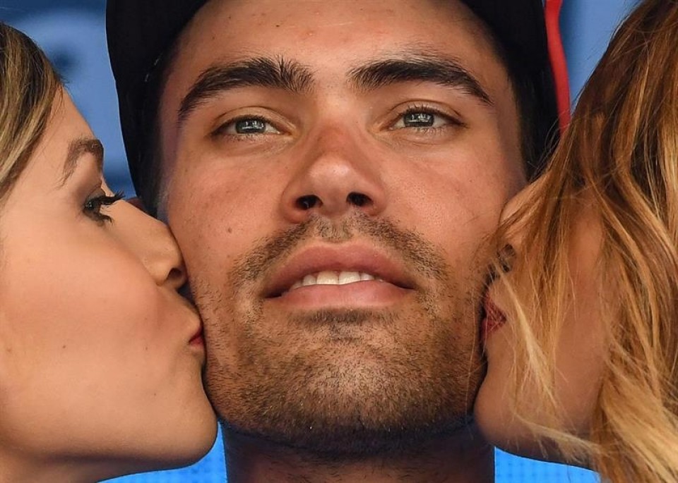 Tom Dumoulinek lider jarraitzen du