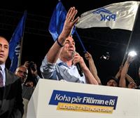 Una coalición nacionalista gana las elecciones parlamentarias en Kosovo