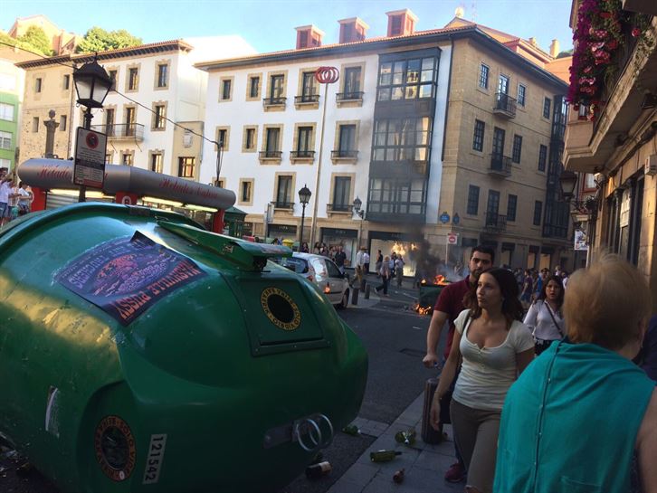 Imagen de los actos vandálicos de esta tarde en Bilbao. Foto: Twitter Dani Álvarez