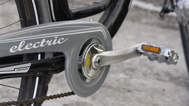 Argazkia: https://pixabay.com/en/electric-bike-transport-energy-1721390/