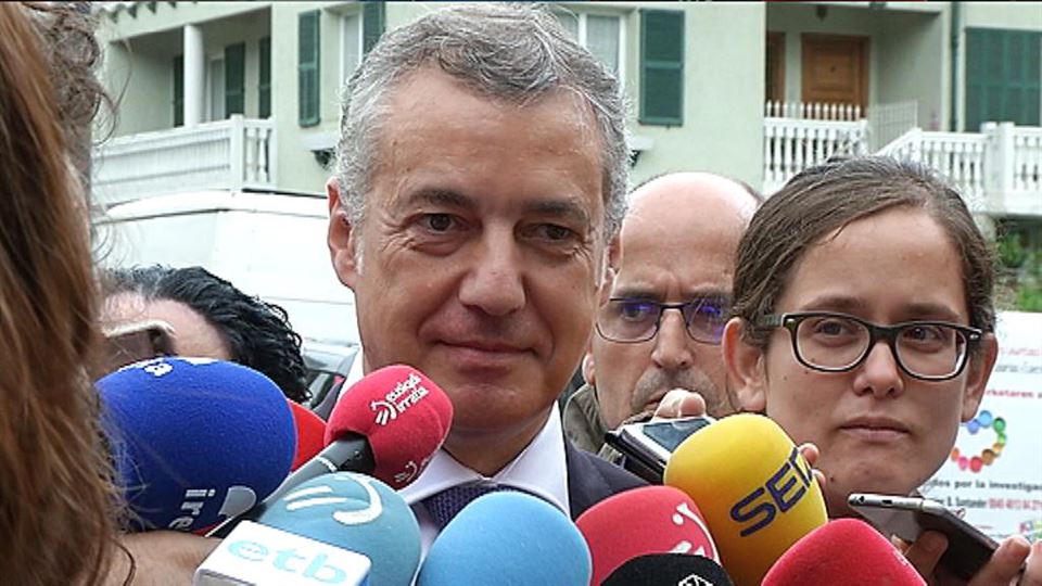 Urkullu dice que trabajará para que Rajoy cambie su política penitenciaria