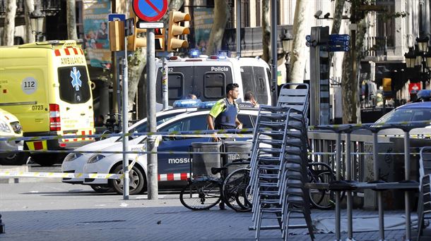 Astebete igaro da atentatuak gauzatu zirenetik. Argazkia: EFE.