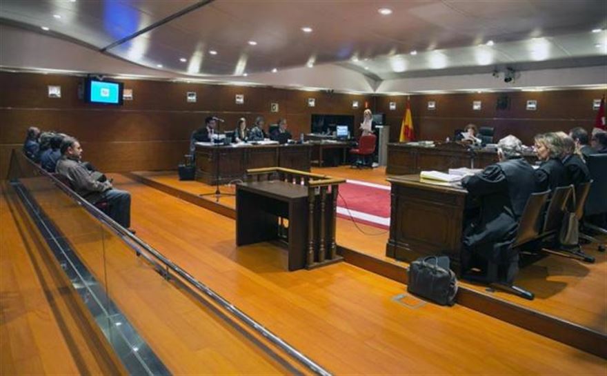 Juicio por el caso Hiriko en el juzgado de lo mercantil de Vitoria-Gasteiz. Foto de archivo: EFE