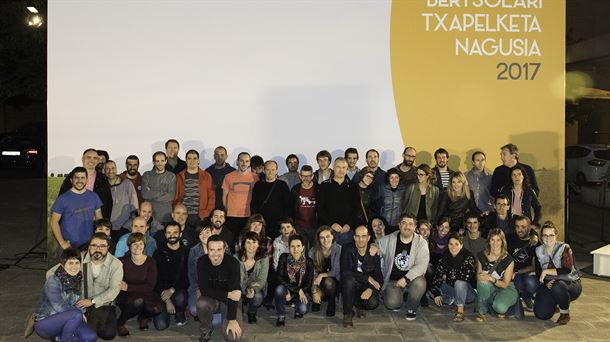 Participantes en la edición 2017 del Bertsolari Txapelketa Nagusia