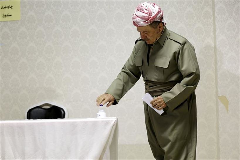 El presidente Barzani votando en el referéndum. Foto: EFE