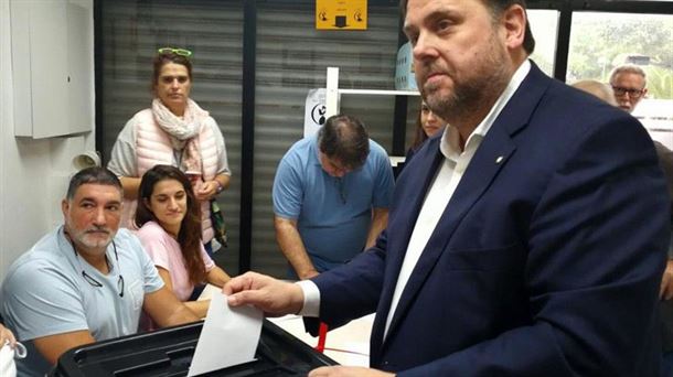 Oriol Junqueras, 2017ko urriaren 1eko erreferendumean. Argazkia: EFE. 