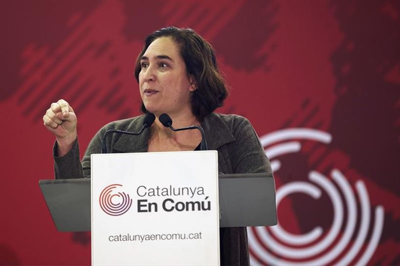 Colau defiende romper con el PSC en Barcelona: 'No reconocemos al Partido Socialista'