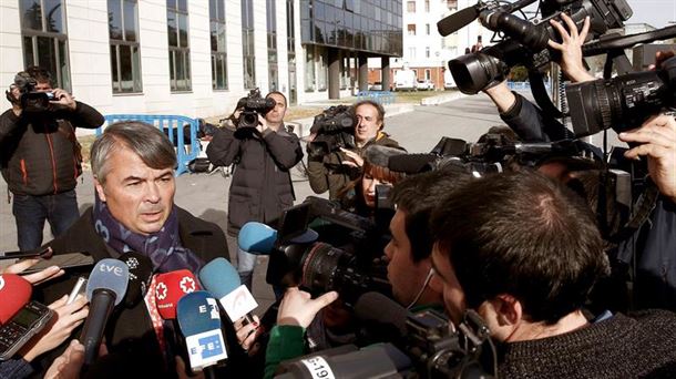 Agustín Martínez, uno de los abogados de los cinco acusados. Foto: EFE