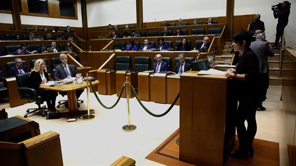 La portavoz de EH Bildu, Maddalen Iriarte, en el Parlamento Vasco. Foto de archivo: EFE