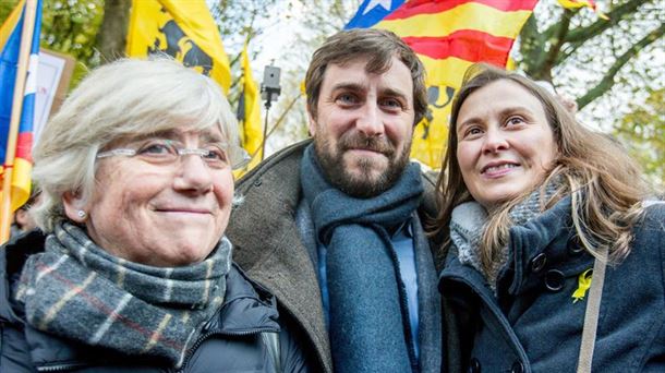 Los exconsejeros Clara Ponsanti, Antoni Comin y Meritxell Serret. 