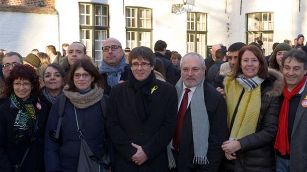 Carles Puigdemont presidenteak hilabete darama Bruselan.