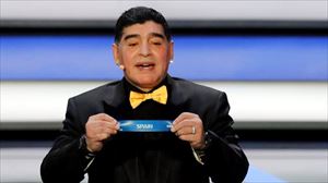 Maradonak zozketan parte hartu du