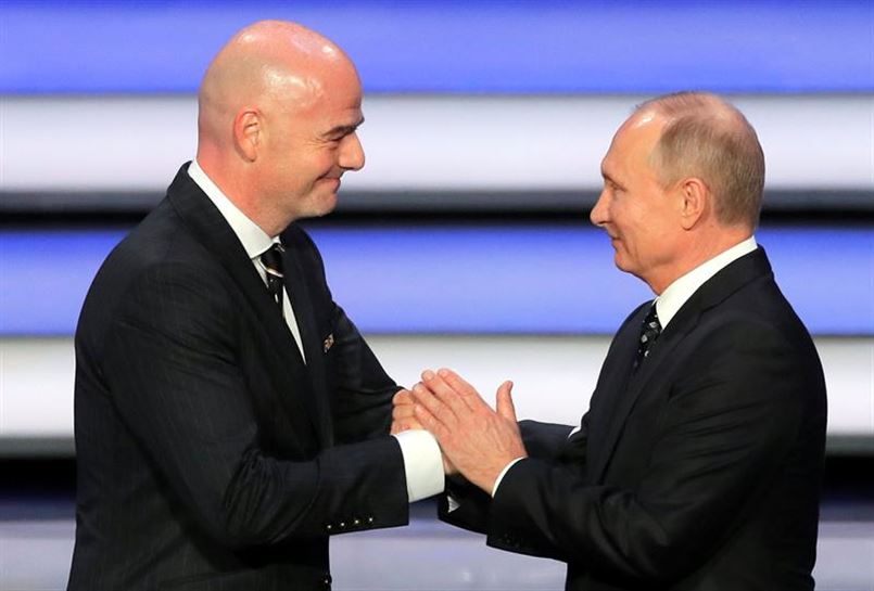 Gianni Infantino eta Vladimir Putin