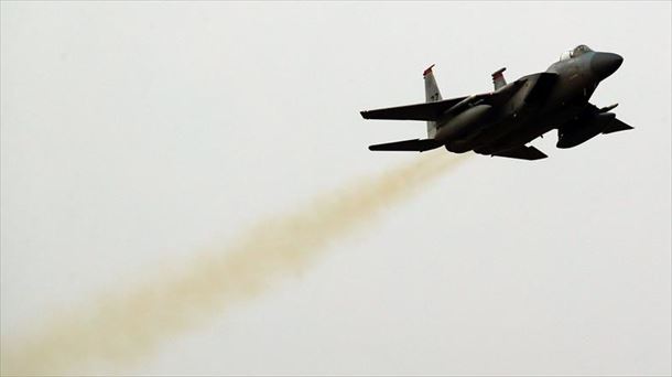 Un F-15 surcoreano paricipa  en las maniobras